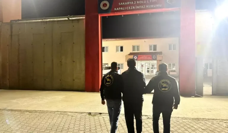 Karasu'da İki Aranan Kişi Yakalandı | Havadisname – Sakarya Karasu Kocaali Haberleri