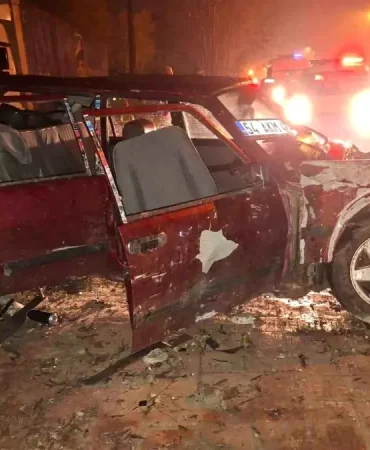 Alkollü Sürücü Duvara Çarptı: 3 Yaralı