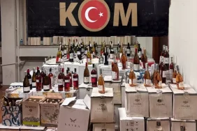 Akyazı'da Kaçak İçki Operasyonu