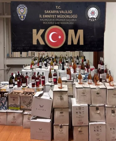 Akyazı'da Kaçak İçki Operasyonu