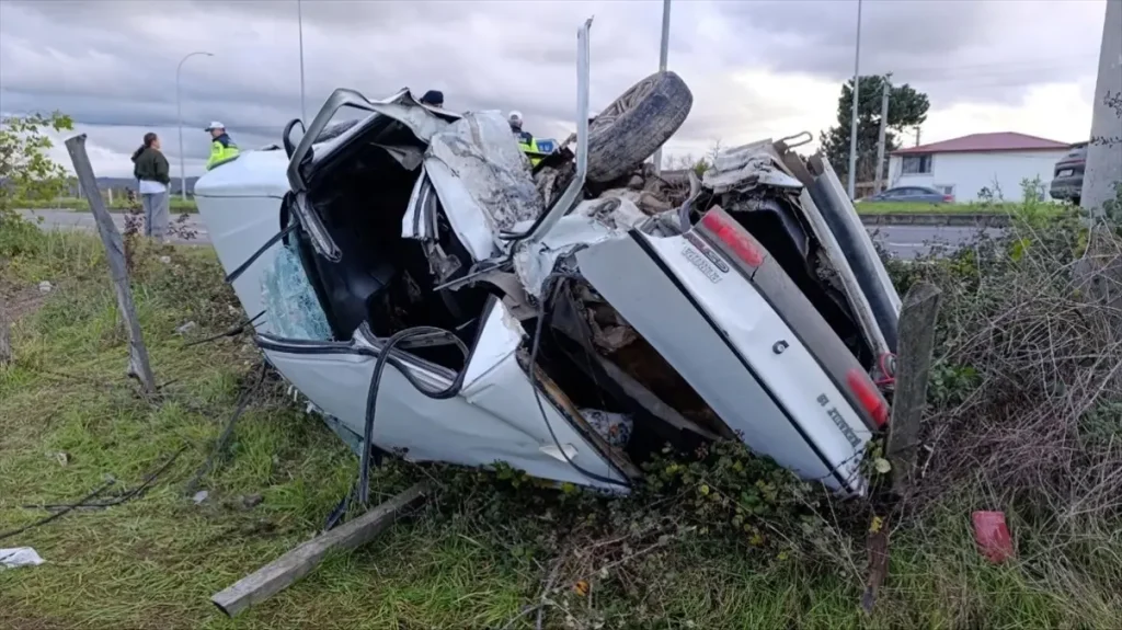 Karasu'da Trafik Kazası: 2 Yaralı | Havadisname – Sakarya Karasu Kocaali Haberleri