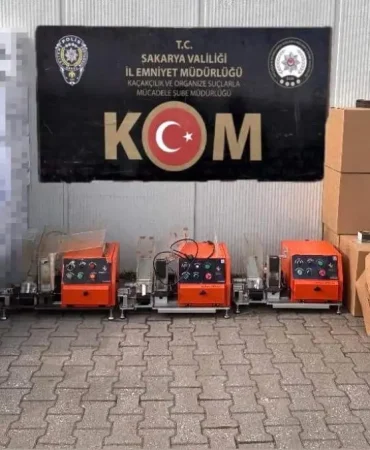 Sakarya'da Kaçakçılık Operasyonu: 4 Gözaltı