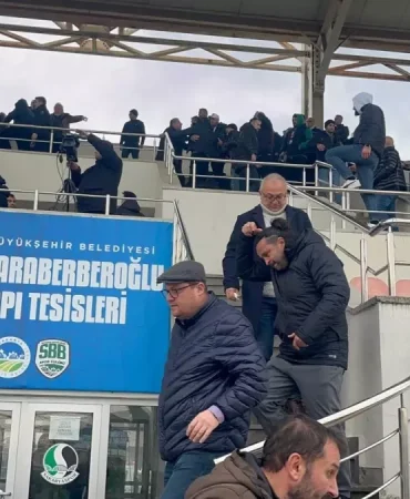 Sakarya'da Maçta Gerginlik: Biber Gazı ile Müdahale