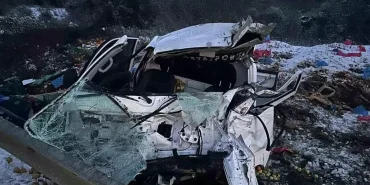 Sakarya'da Takla Atan Kamyonette Baba ve Oğul Yaralandı