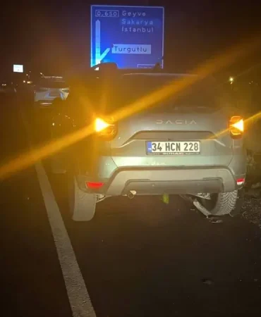 Pamukova'da SUV Aracı Kadına Çarptı