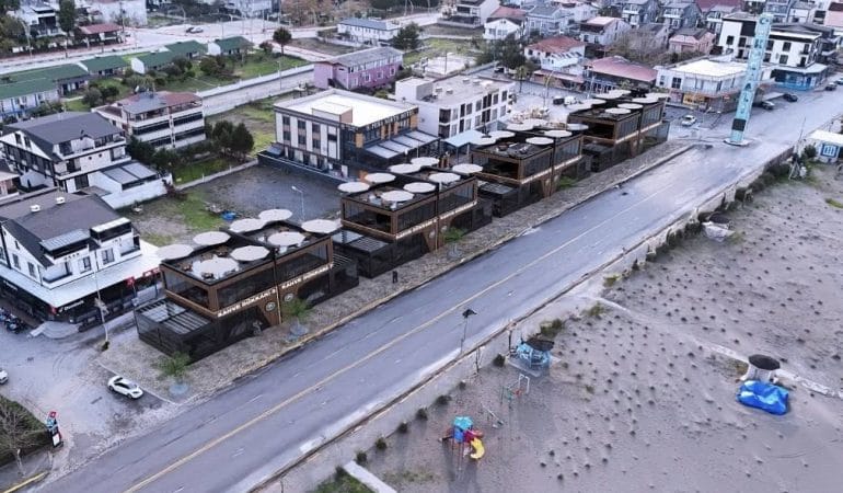 Kocaali Sahili'nde Yeni Dönem: Kafe Projesi Başladı